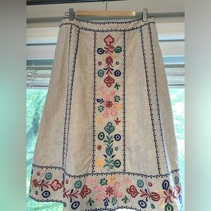 Boden linen skirt with colorful embroidery and lining